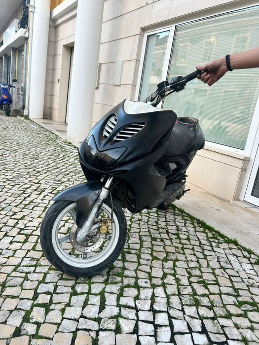 Vendo yamanha aerox como esta