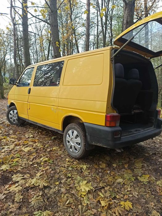 Продам Volkswagen Transporter T4 1.9D 1999 року