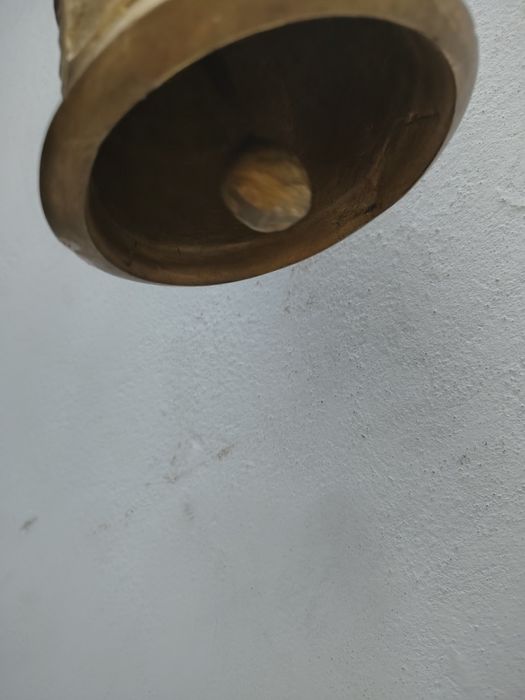 Mosiężny dzwon ścienny