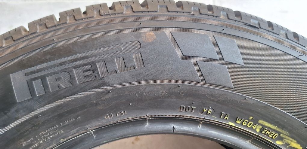 Opona Zimowa 16 Pirelli Carrier Winter 235/65R16C Pojedyńcza Demo