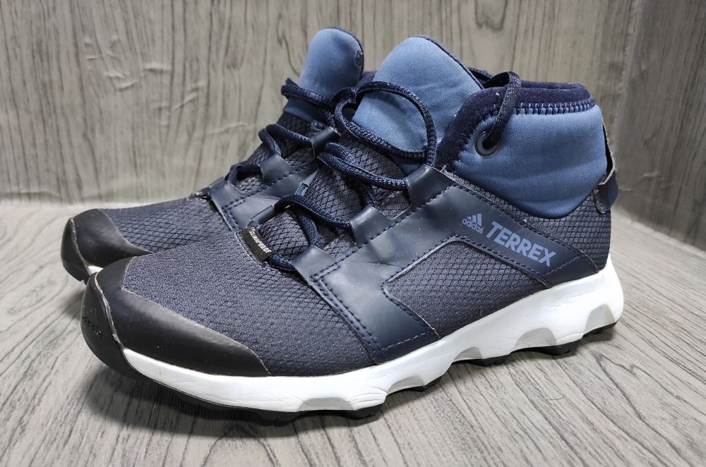 37 Adidas Terrex оригінальні трекінгові кросовки
