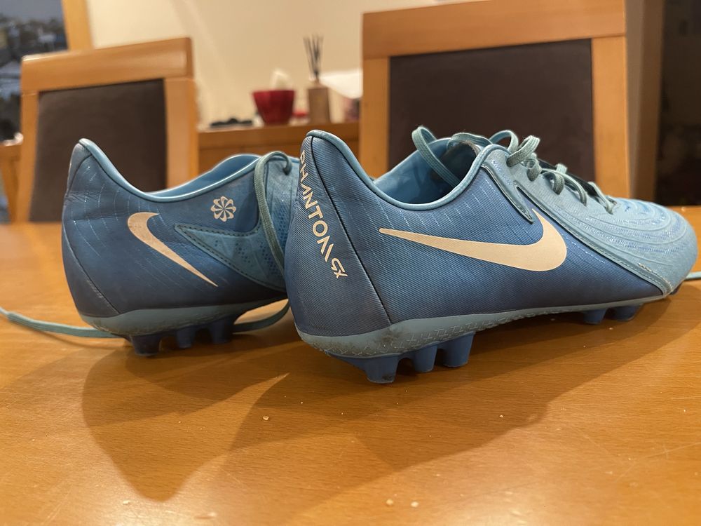 Chuteira Nike Phanton GX numero 40.5