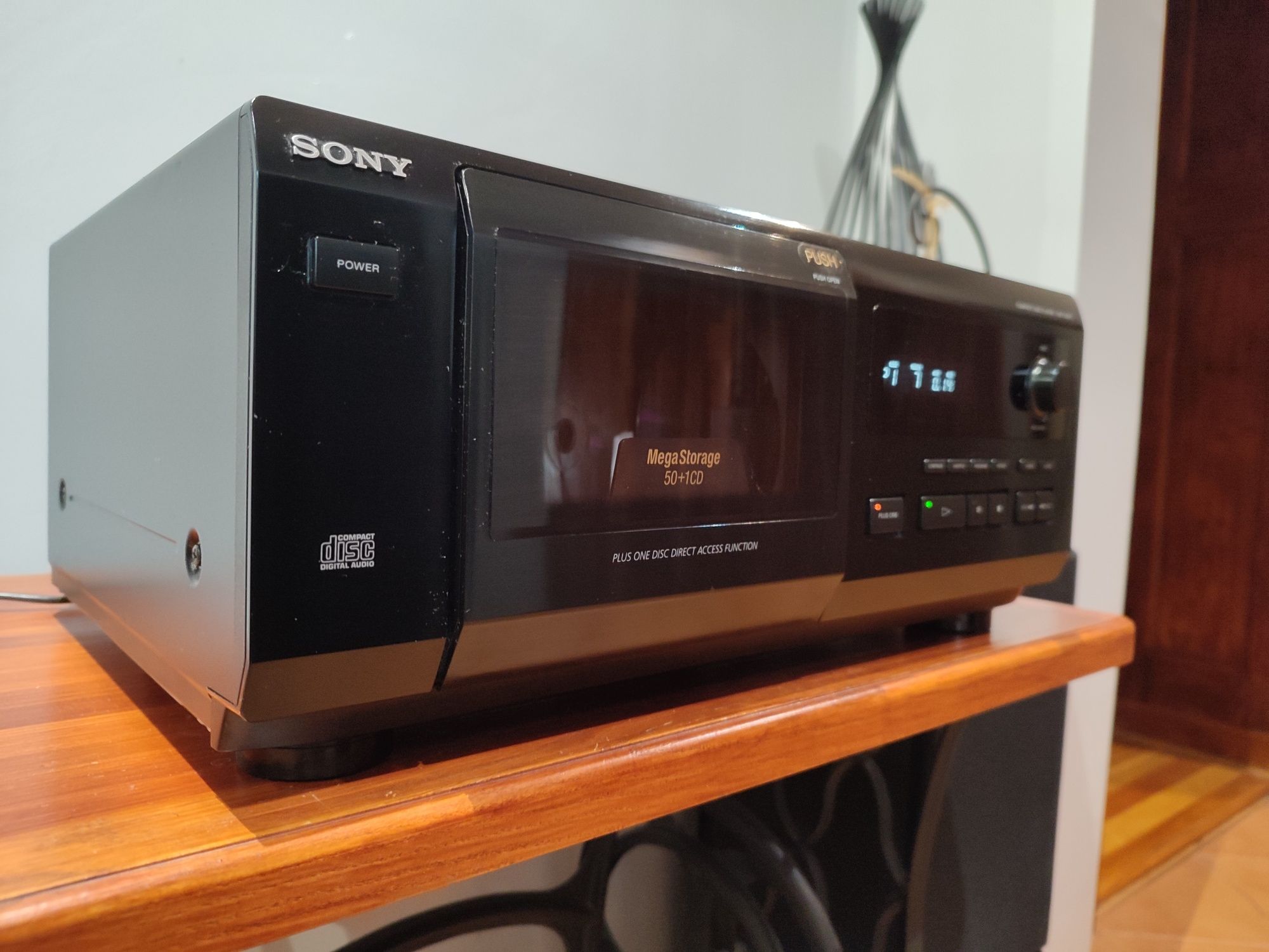 Sony zmieniarka na50+1 płyt CDP-CX571