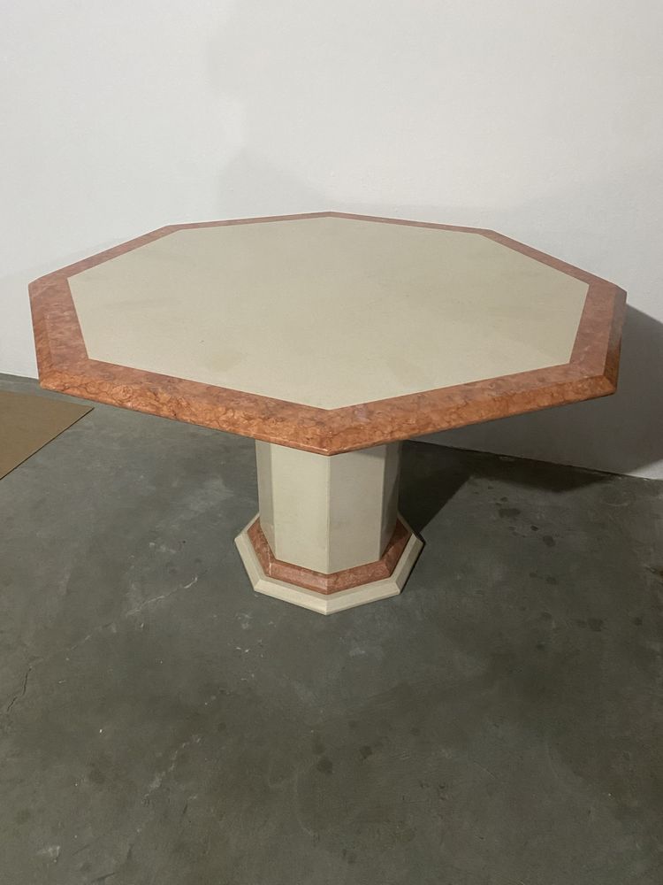 Mesa de jantar em pedra