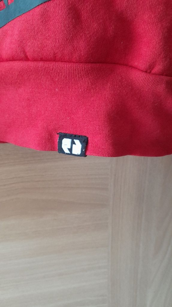 Fajna bluza z kapturem