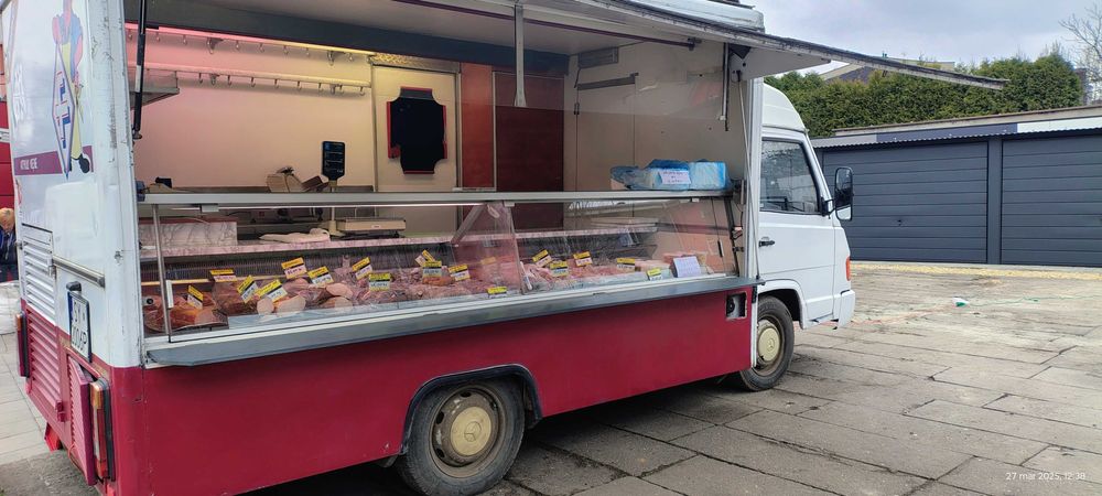 Mercedes Mb100 food-truck auto-sklep