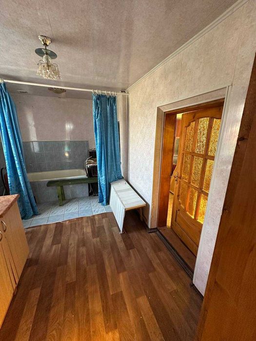 Продаж будинку с.Вікторів +43 сот землі. всі комунікації є.