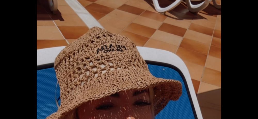 Kapelusz plażowy Prada