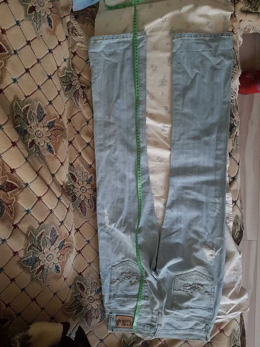 Брюки джинсовые в отличном состоянии