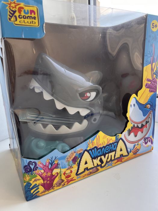 Шалена акула гра настільна