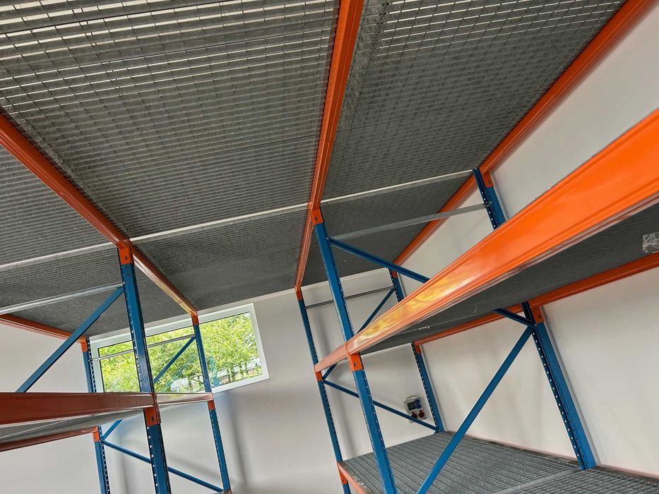 Półpiętro magazynowe antresola podest regały kraty stal pomostowe wema