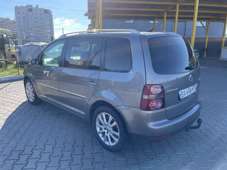 Vw Touran 2008 2.0 tdi 170 к.с. 125 квт