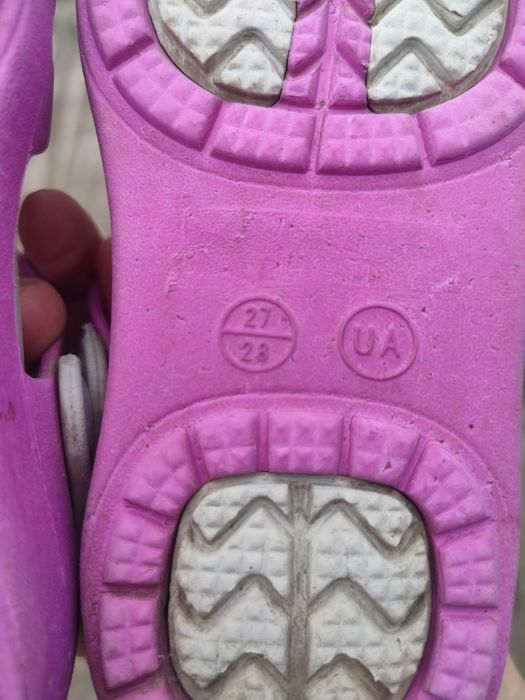 Шлепки на девочку размер 27/28