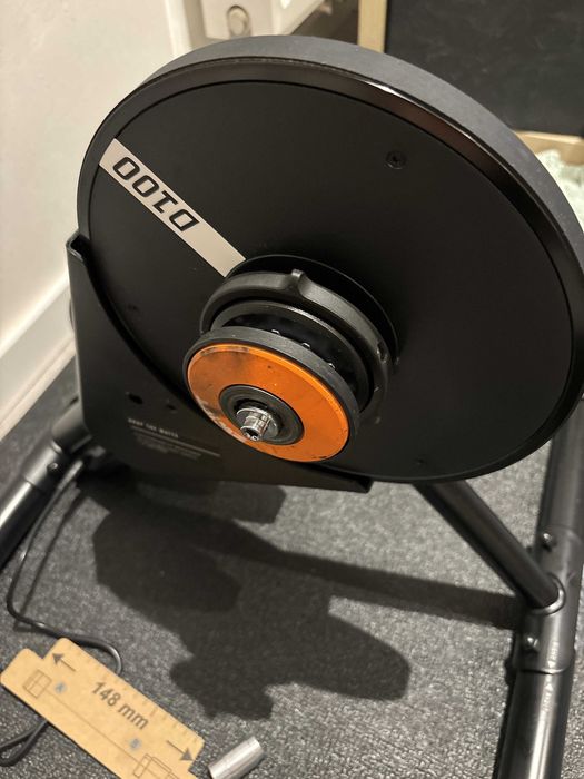 Rolo de Treino de Bicicleta D100 com "Zwift Cog and Click"