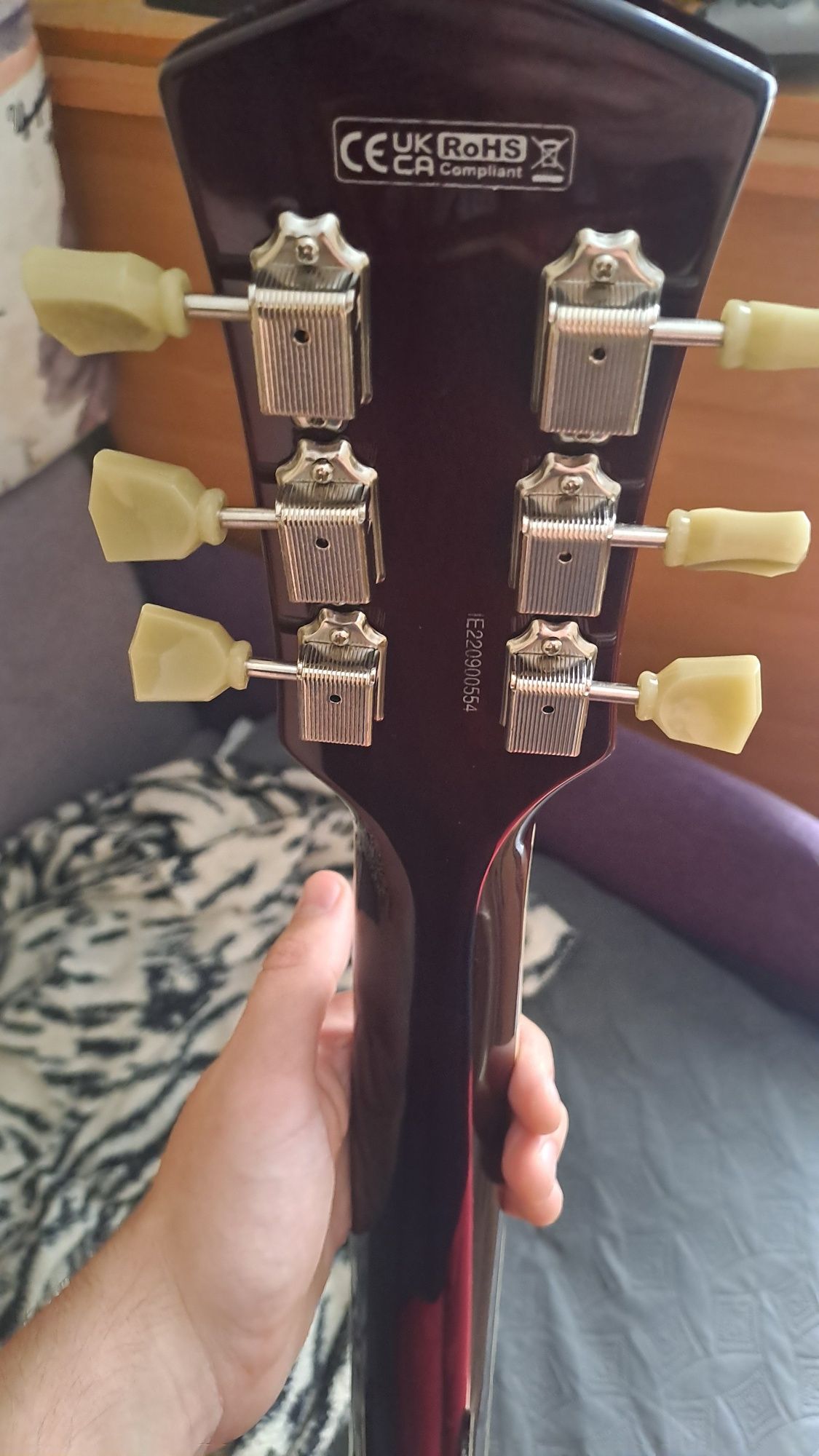 гітара Cort Les Paul gold top