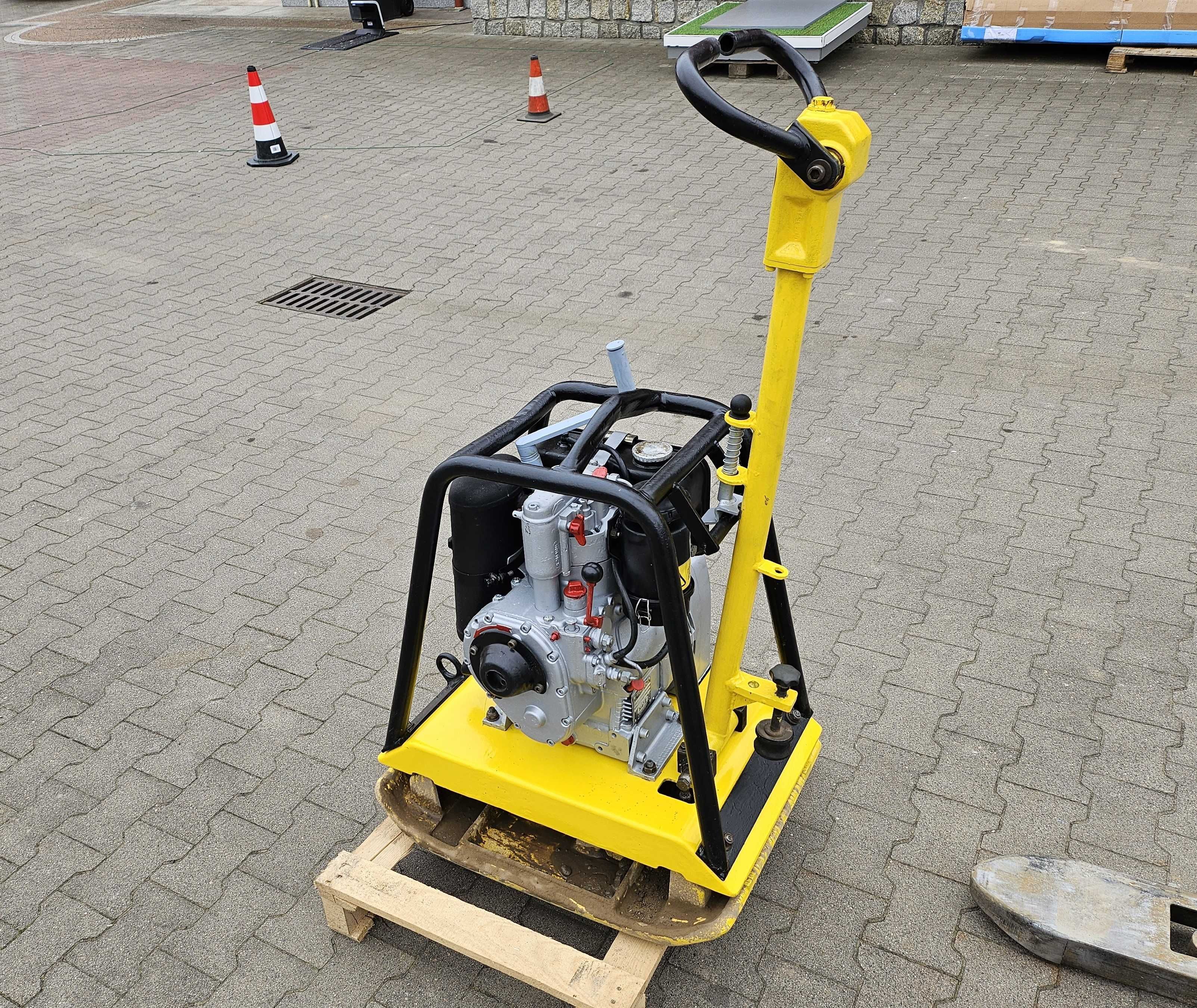 Zagęszczarka Wacker DPU 2950 Bomga Ammann Husqvarna Atlas LG 204