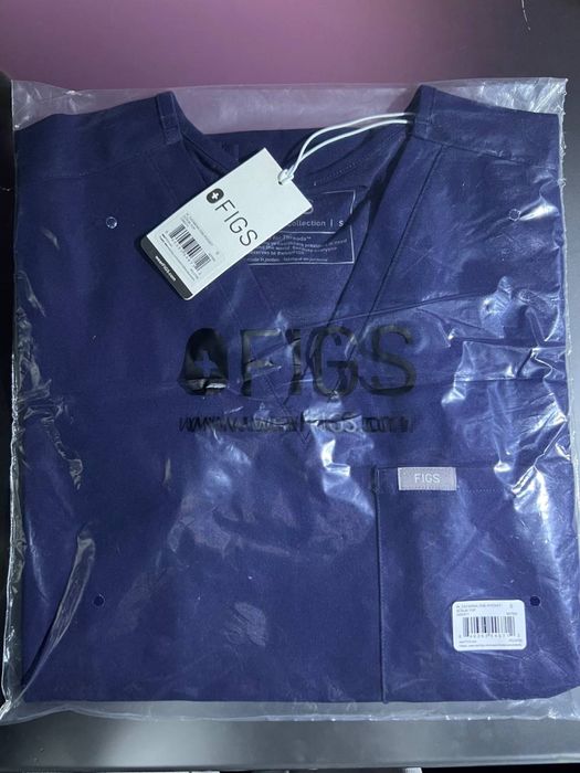 Жінчоий медичний костюм Figs