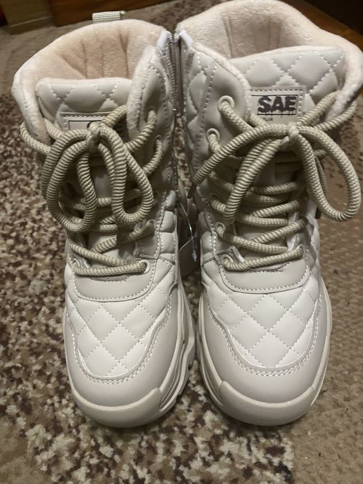 Зимоі черевики чоботи для дівчинки