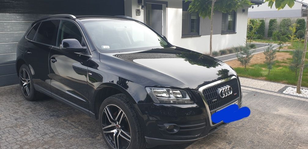 Audi  Q5  quattro