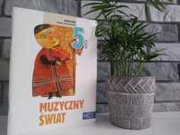 Podręcznik "Muzyczny Świat klasa 5"