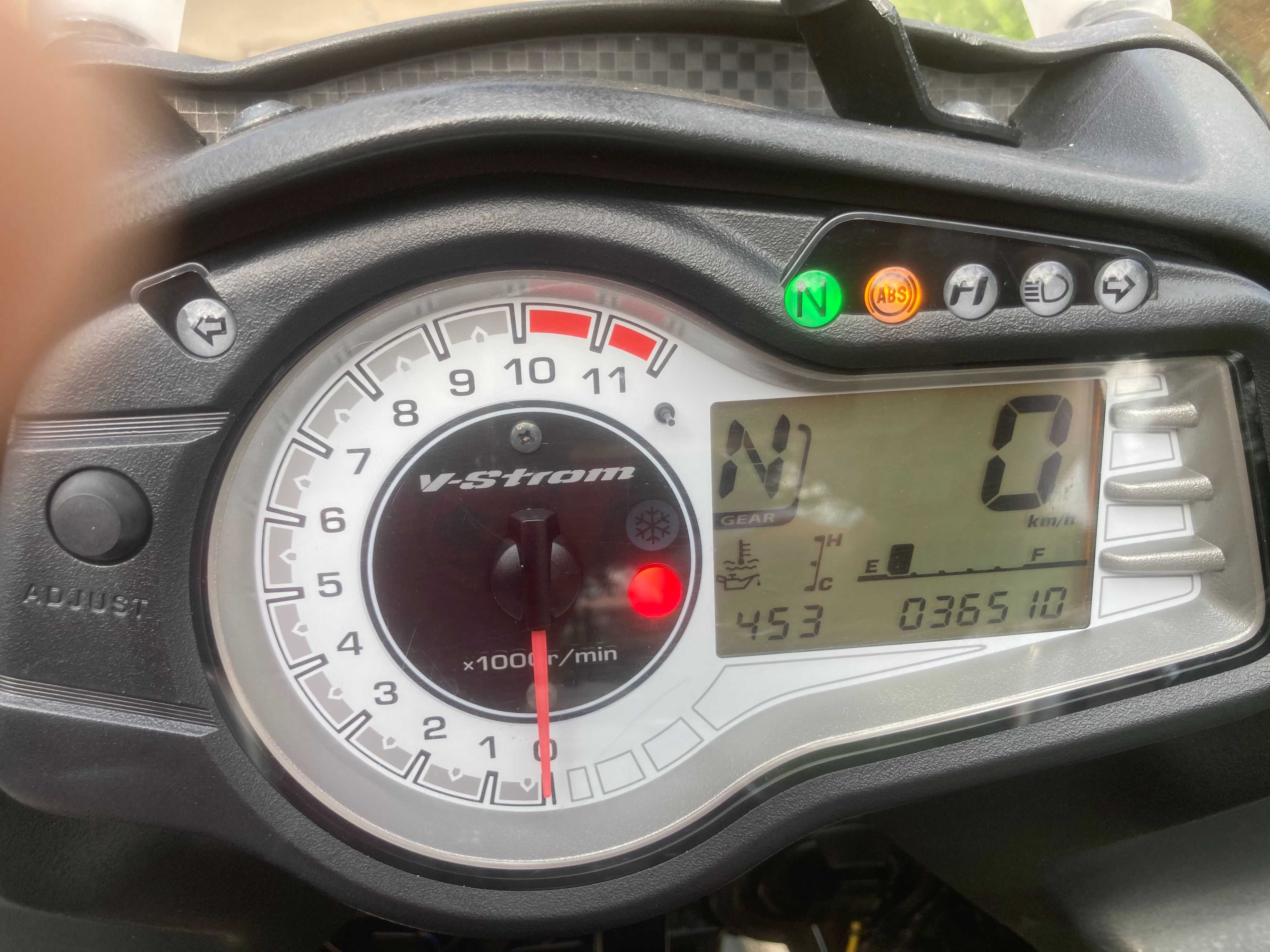 Suzuki DL 650 XT V-STROM 2016 rok