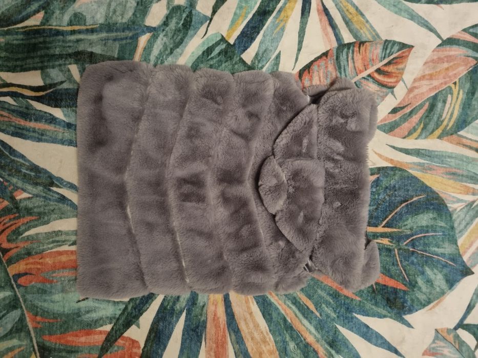 Kamizelka futerko z kapturem M