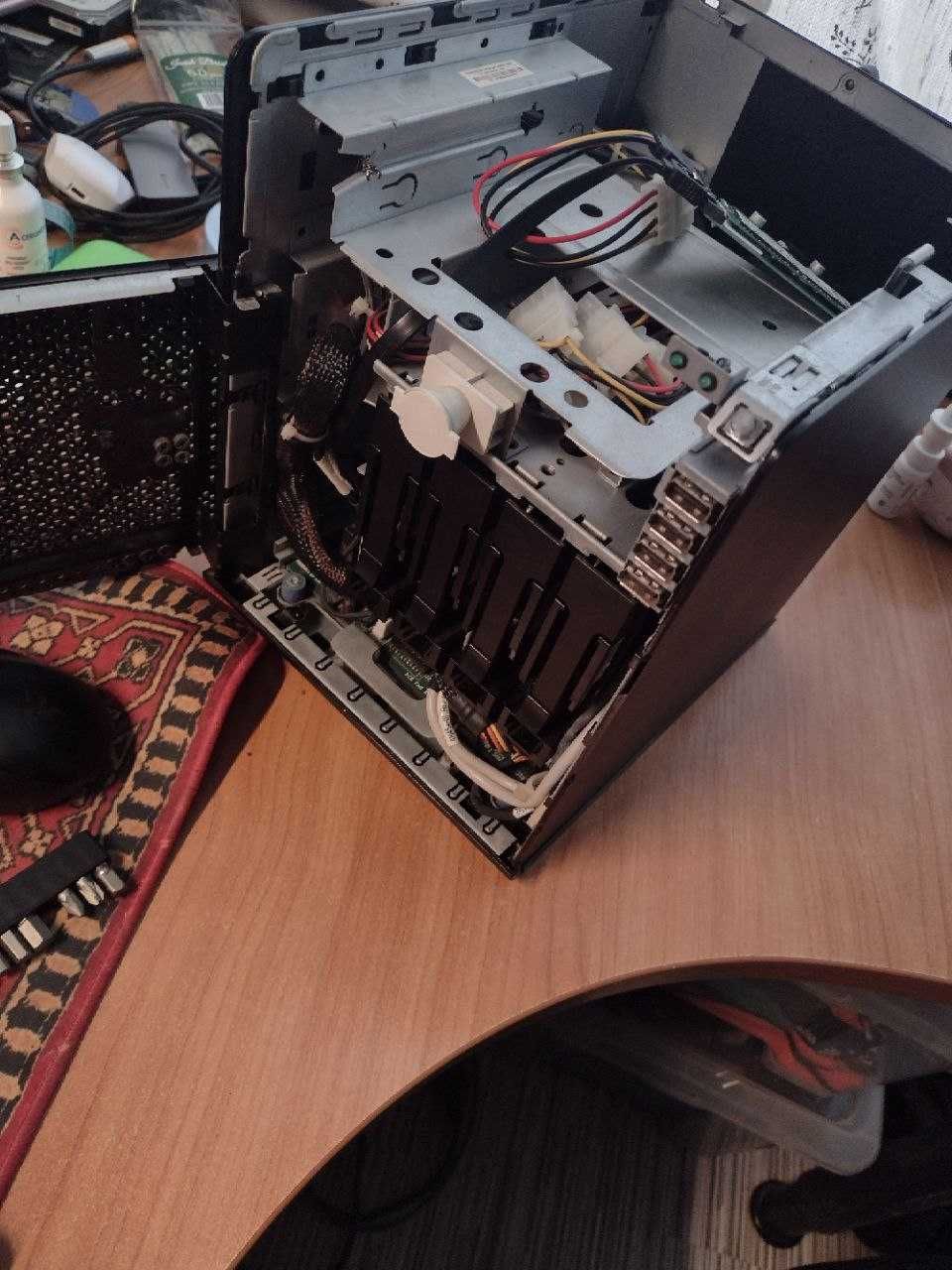 NAS HP Proliant Microserver N36L