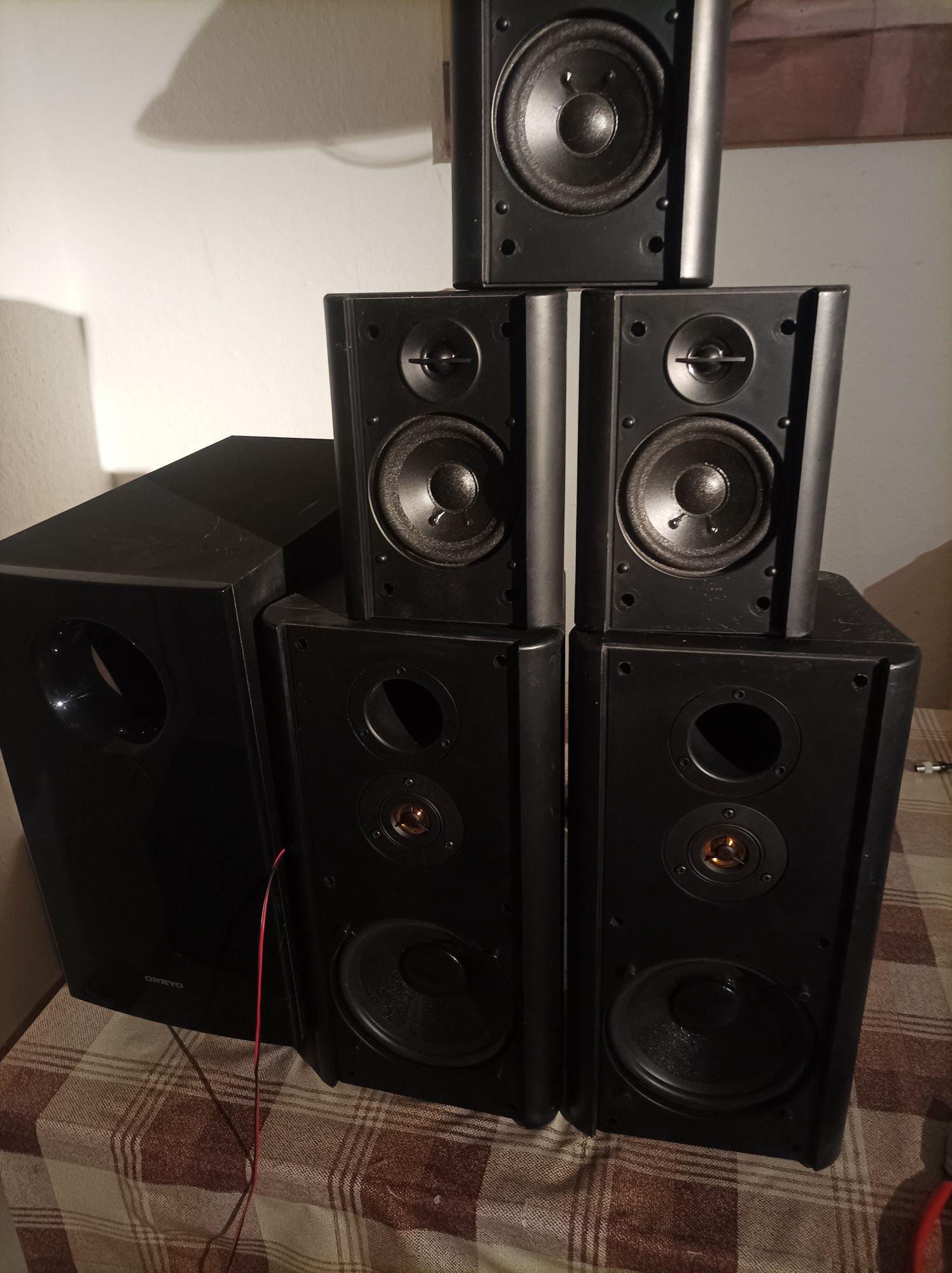 Kolumny QUADRAL HTS-40,HTS-10,HTS-20 TV