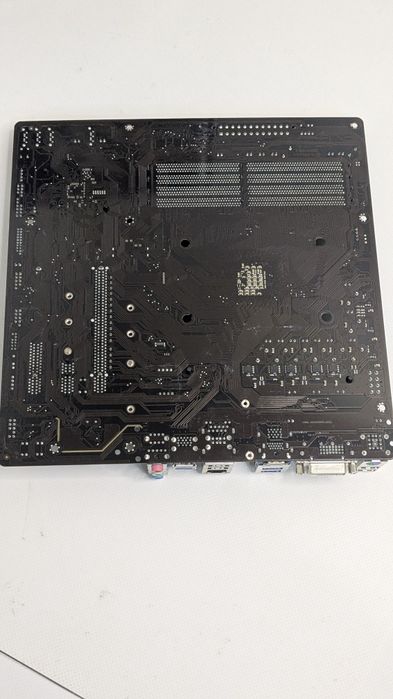 Материнська плата Gigabyte B550M DS3H (sAM4) ГАРАНТІЯ !