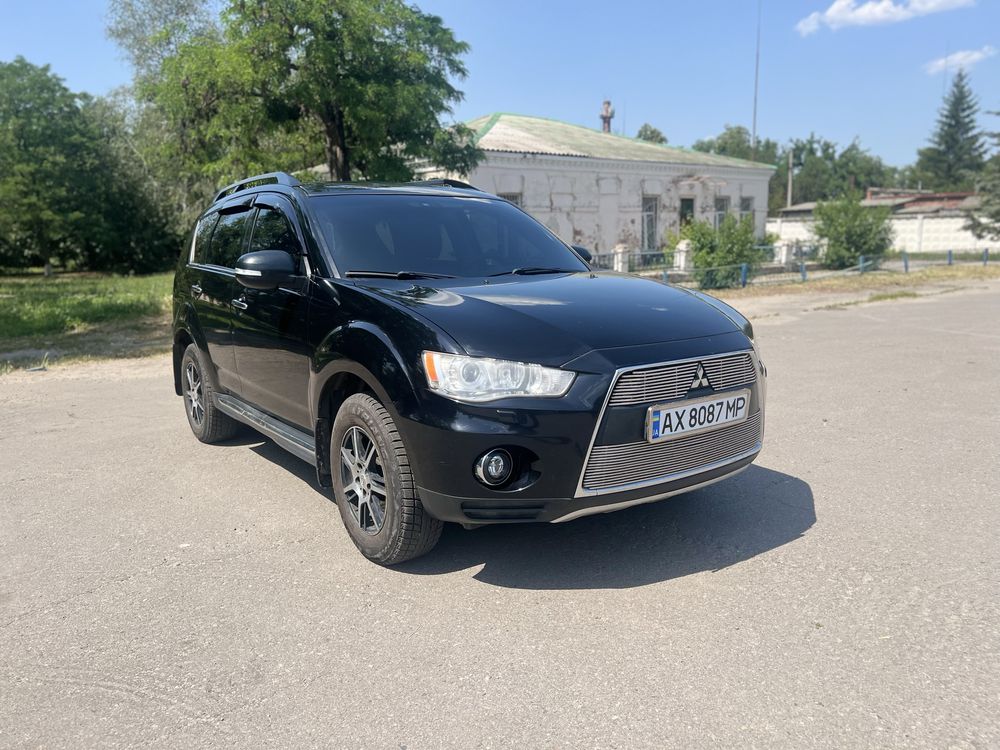 Mitsubishi outlander xl