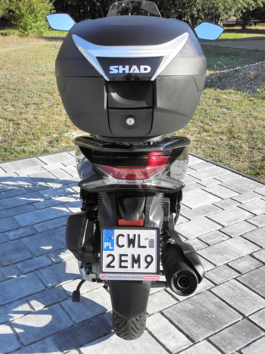 Sprzedam skuter Honda PCX 125.