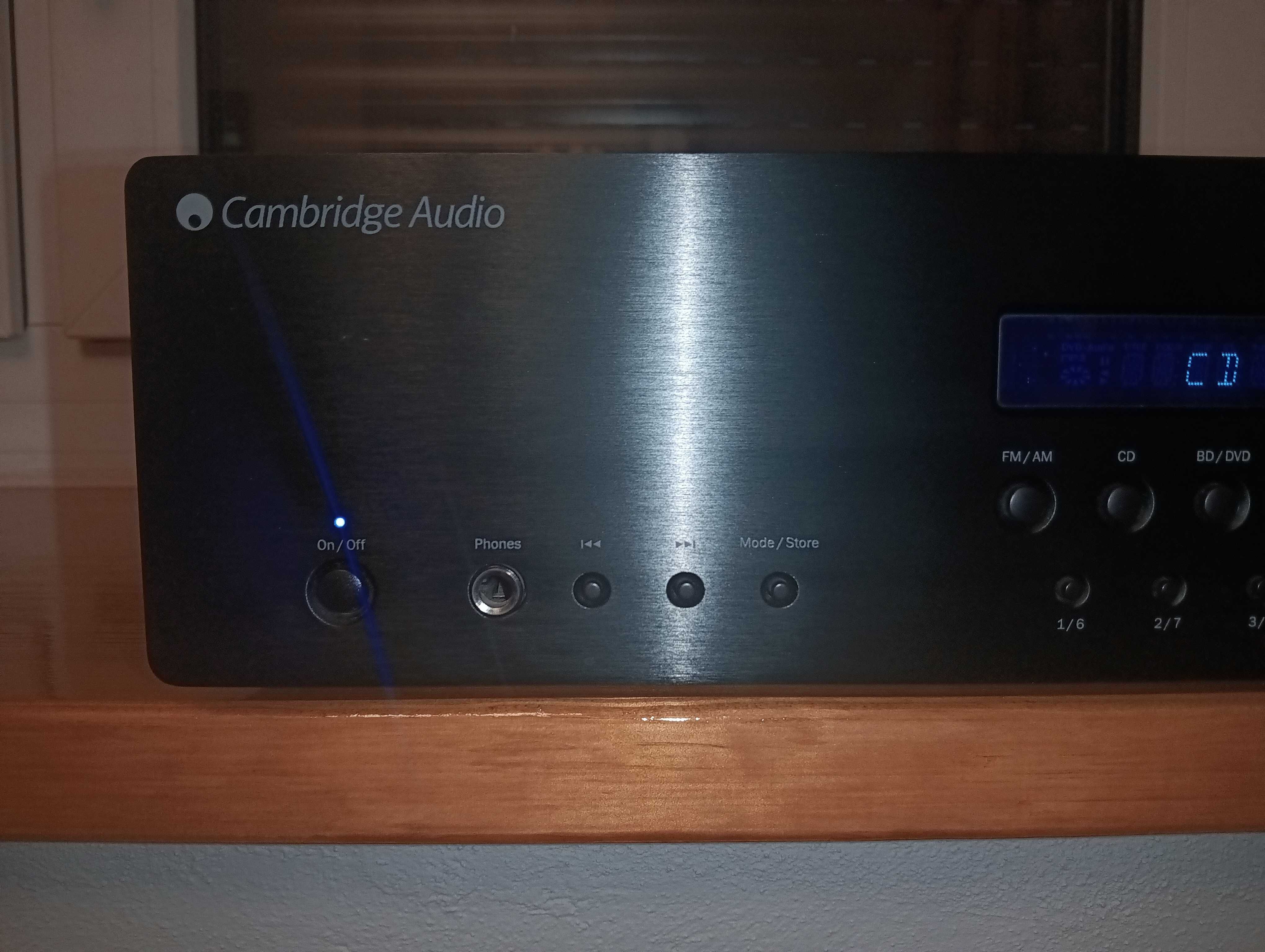 Wzmacniacz Cambridge Audio Topaz SR10 v2 Stereo Receiver