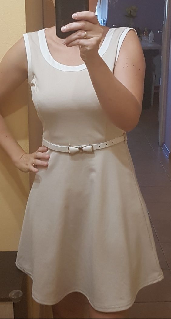 Kremowa, beżowa sukienka