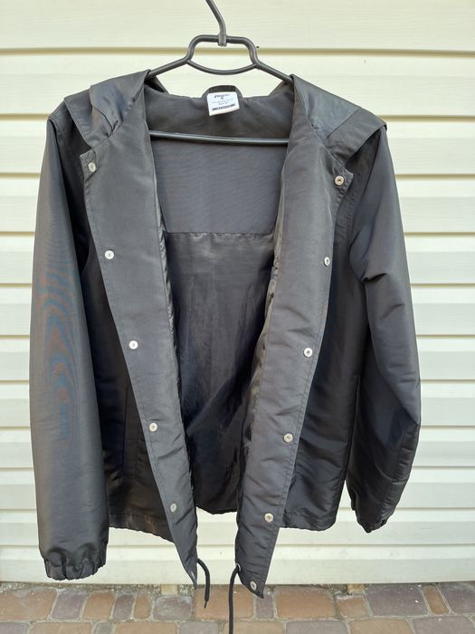 Легка куртка з підкладкою hype M