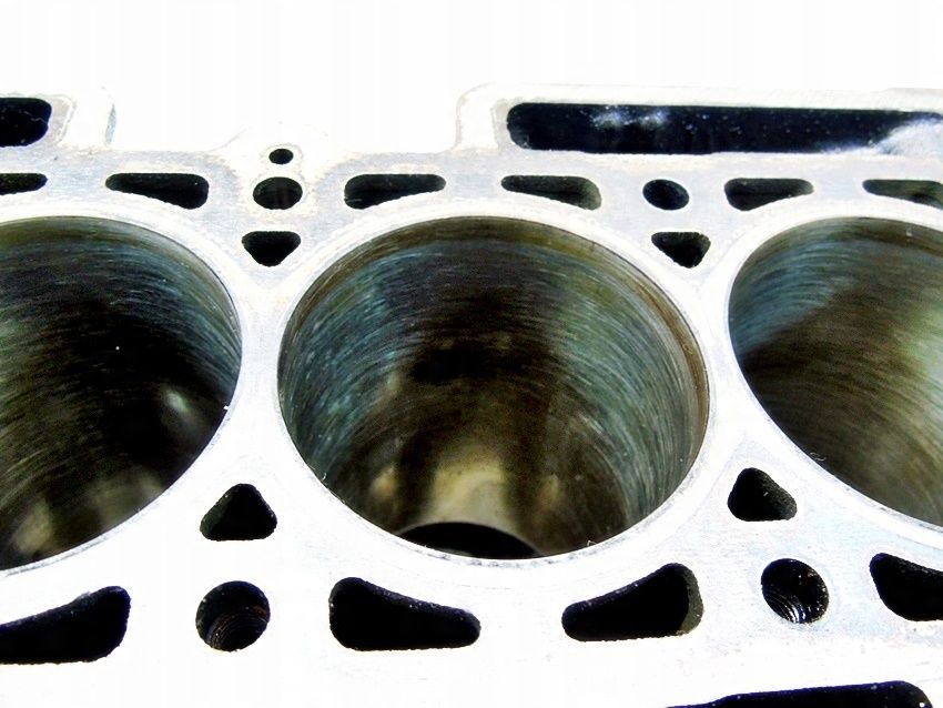 Blok Silnika 1.2 8V Twingo i ii Clio ii D7F 268270