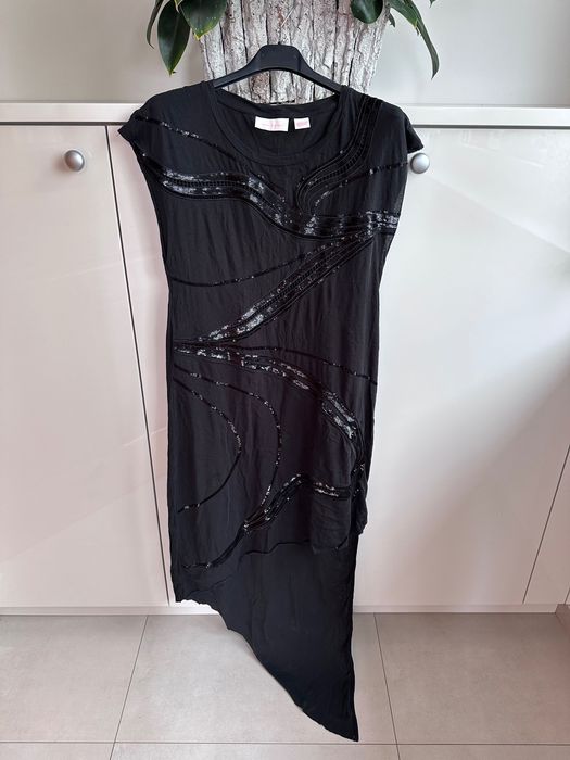Czarna sukienka w cekiny sass&bide