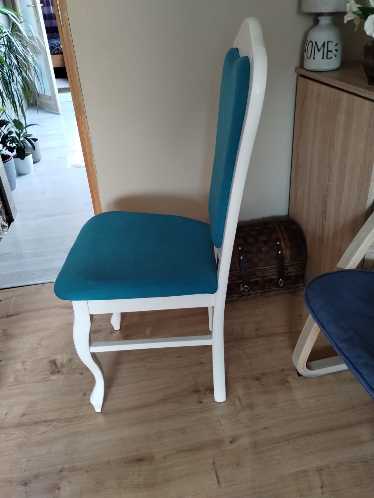 krzesło do toaletki drewniane