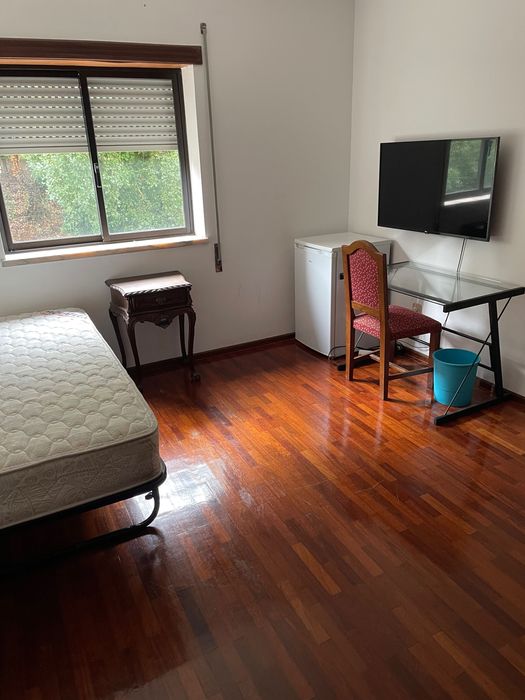 arrenda-se quarto individual