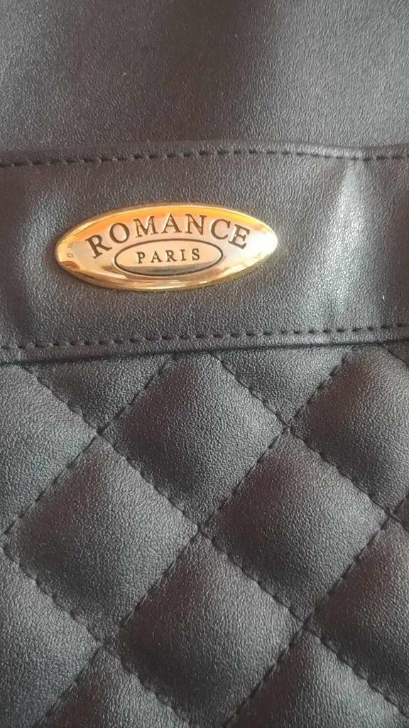 Czarna torebka do ręki Romance Paris