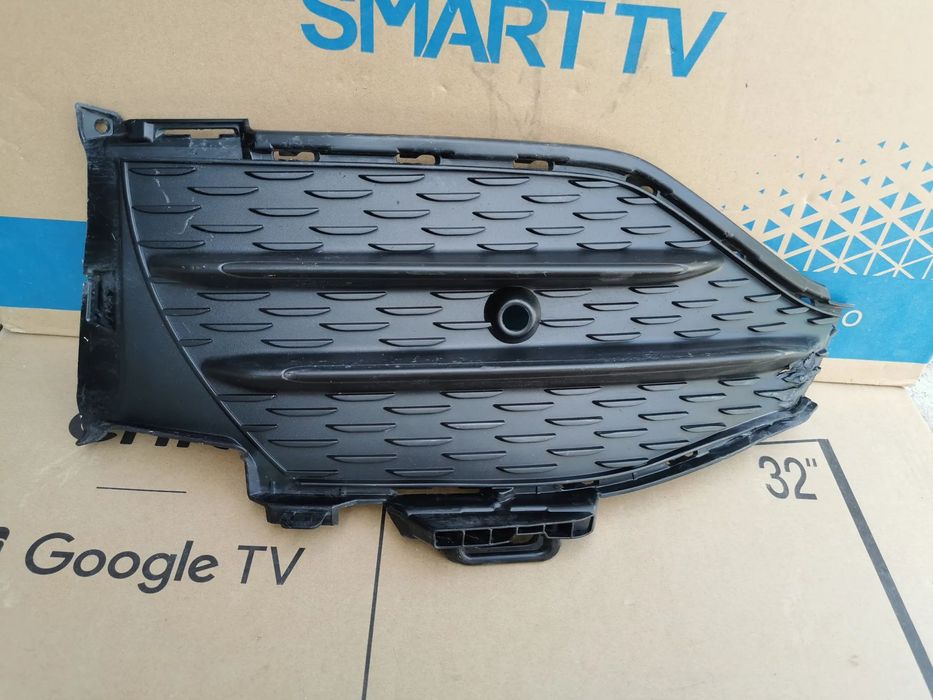 Mercedes GLC lift W253 X253 AMG Kratka zderzaka lewa lewy przód A2538857604