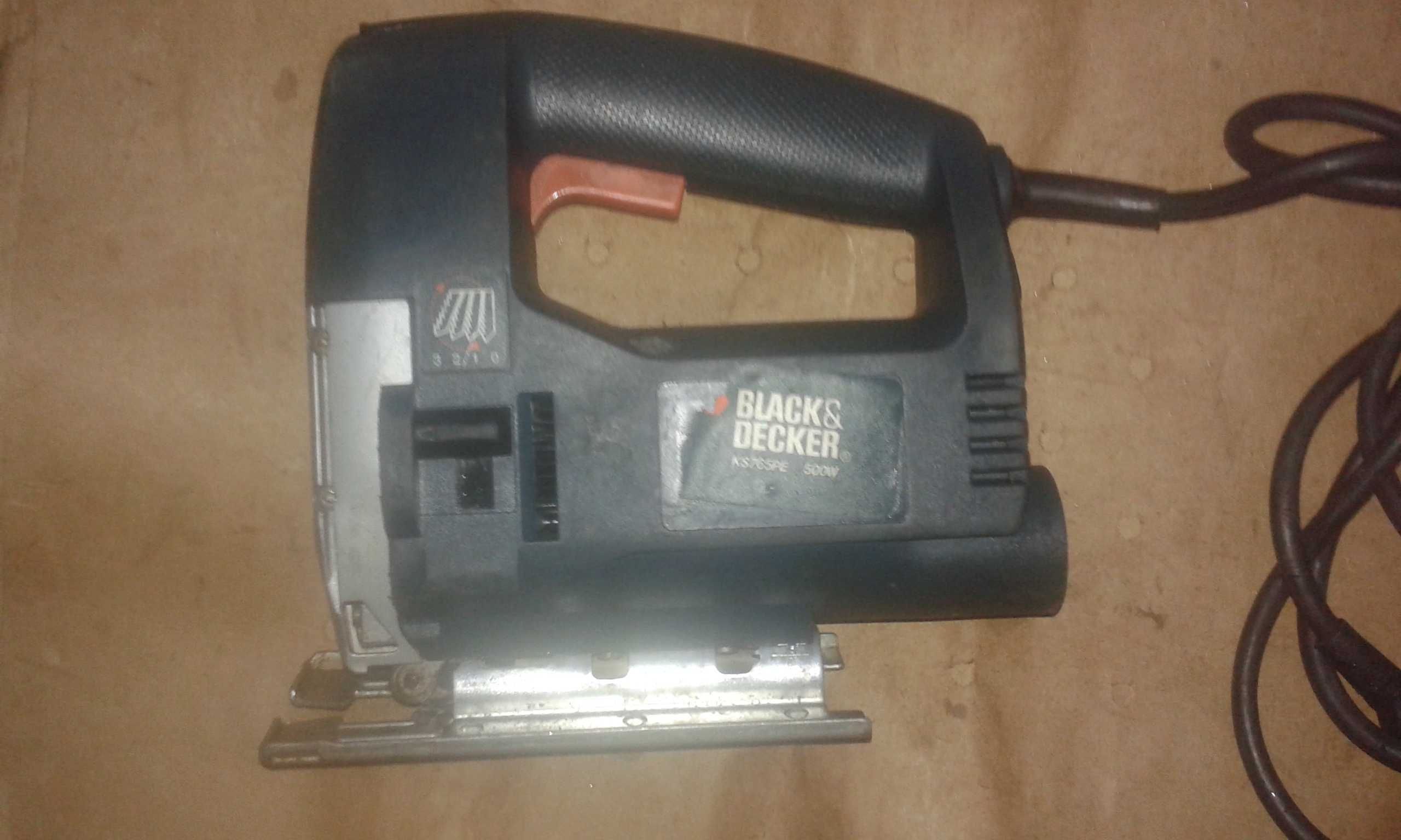 wyrzynarka  black decker  profi