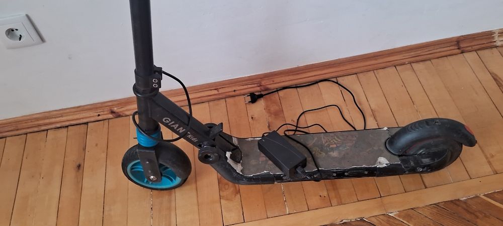 Електро самокат н