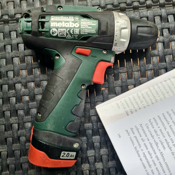 Berbequim/ Aparafusadora 10v Metabo