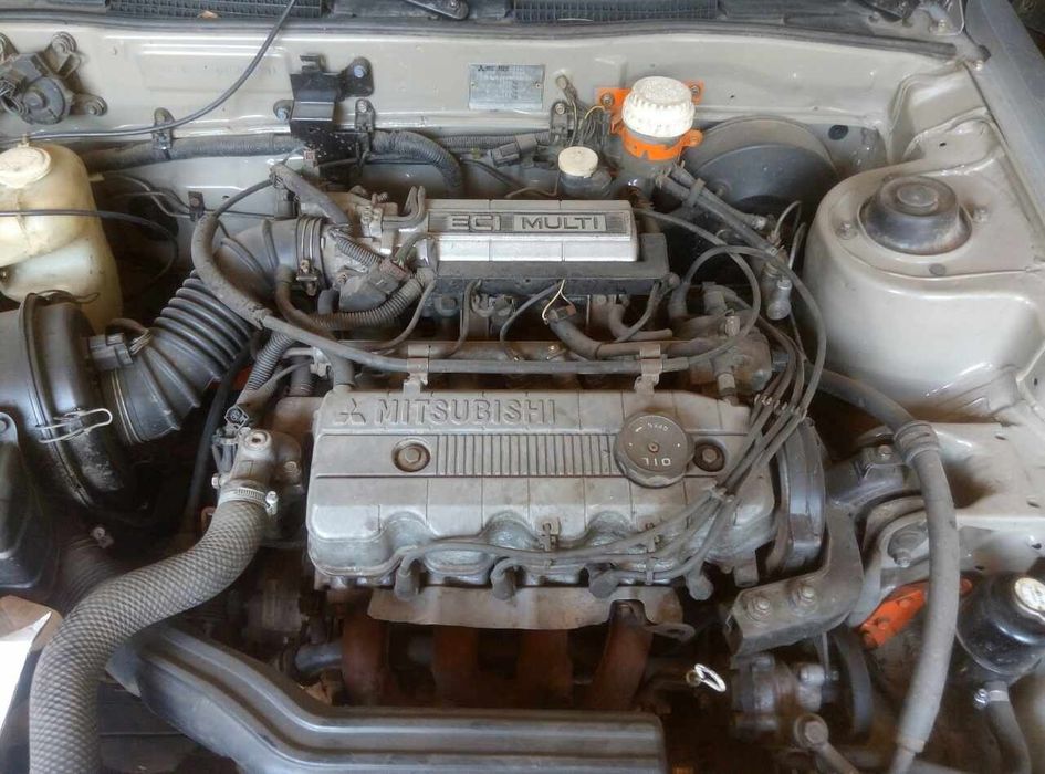 Запчастини до двигунів 4G63 4G37 4D65td Mitsubishi Galant E3