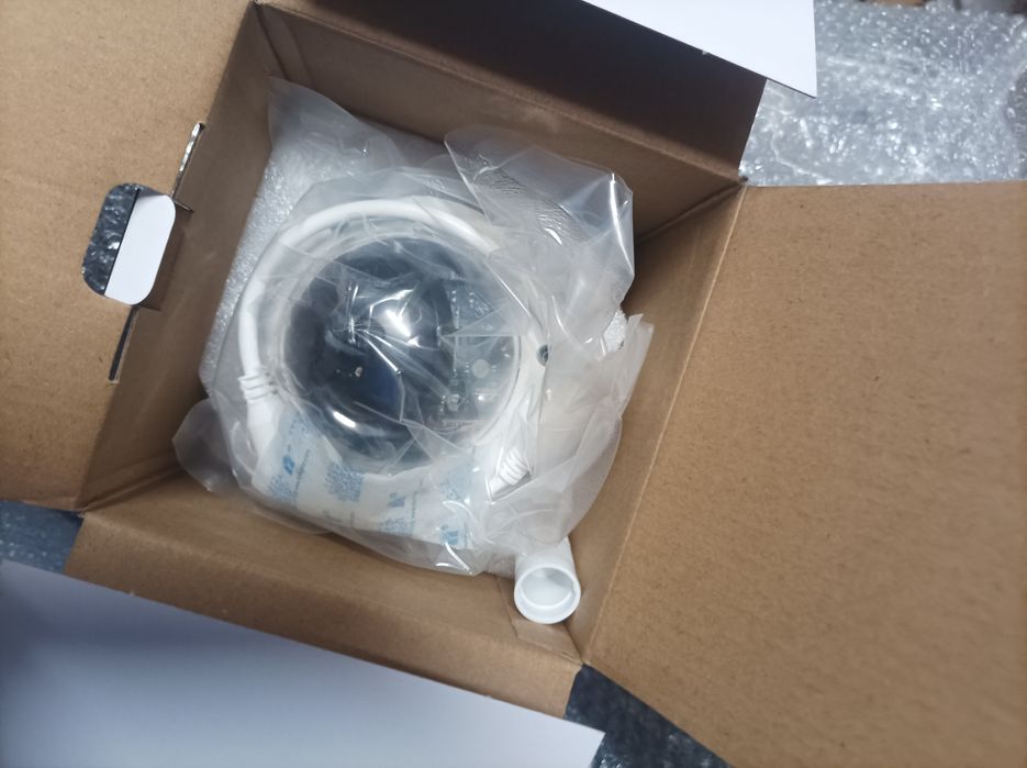 Câmera cctv hikvision e safire 4mp