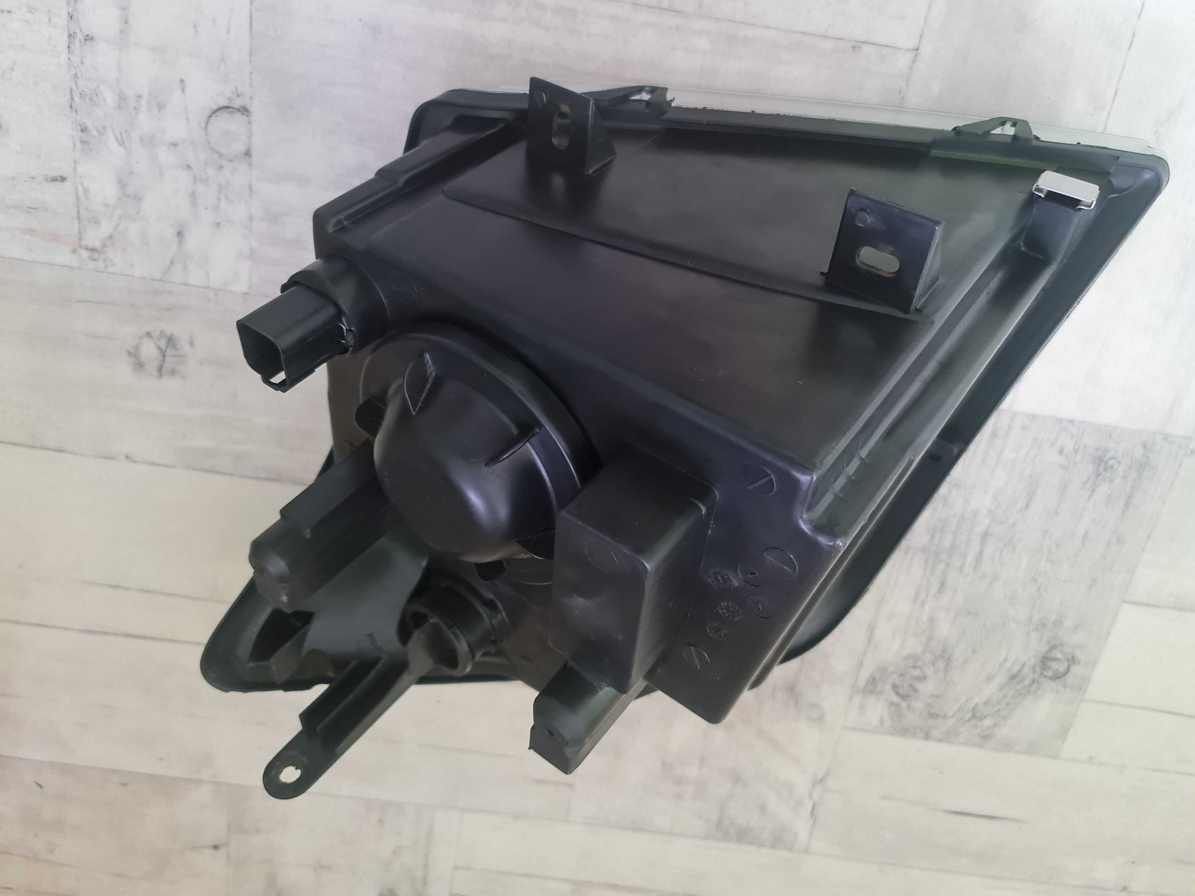 Ford Transit Tourneo Lampa przednia reflektor przedni Prawa NOWY