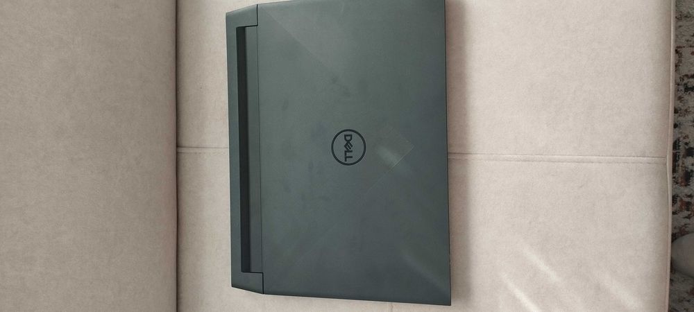 Sprzedam laptop Dell g15