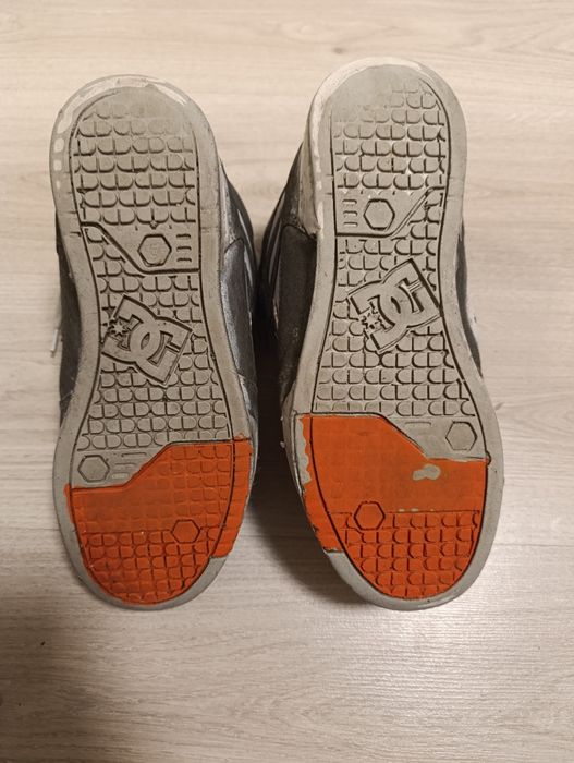 Продам дс кросовки