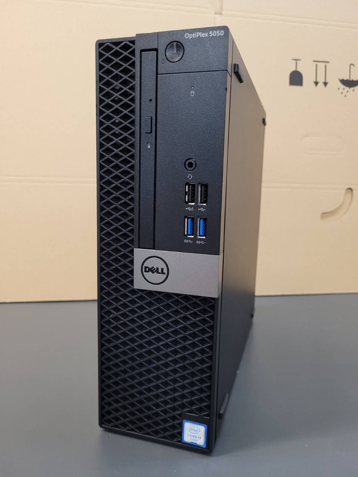 Komputer biurowy DELL 5050 i3 3,7ghz 8gb RAM 256gb SSD USB 3.0 HDMI DP