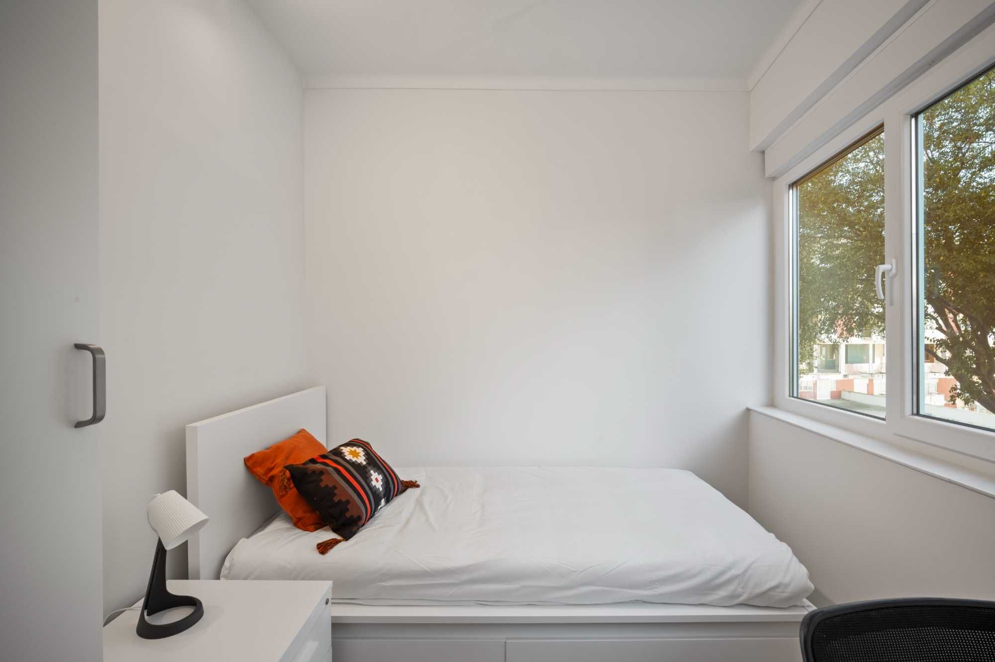 Quarto arrendar a jovem Lisboa